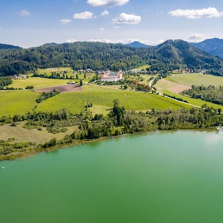 Stift St. Georgen Am Laengsee Sankt Georgen am Längsee Exterior photo