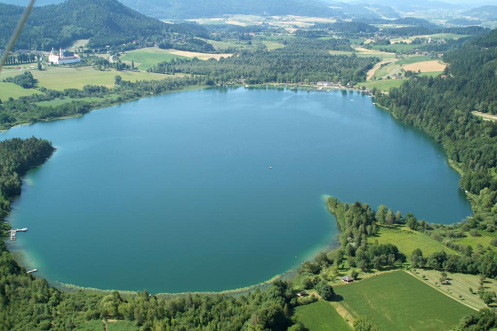 Stift St. Georgen Am Laengsee Sankt Georgen am Längsee Exterior photo